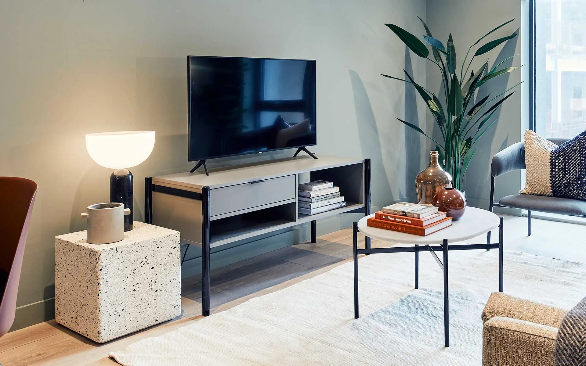 DESIGNER FURNITURE  INCLUDED AS STANDARD 